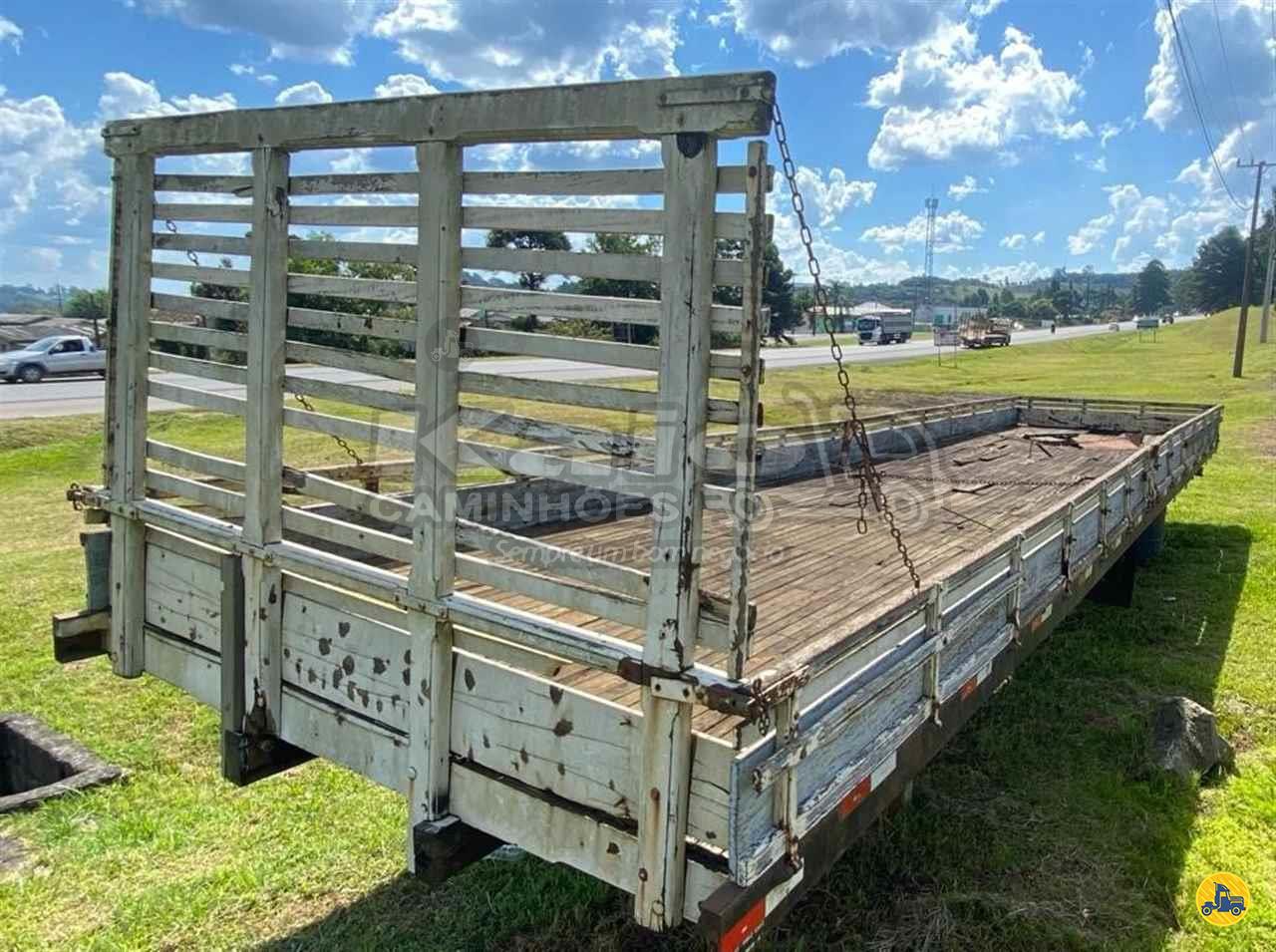 CARROCERIA SOBRE CHASSI  BITRUCK CARGA SECA Kaio Caminhões LAGES SANTA CATARINA SC